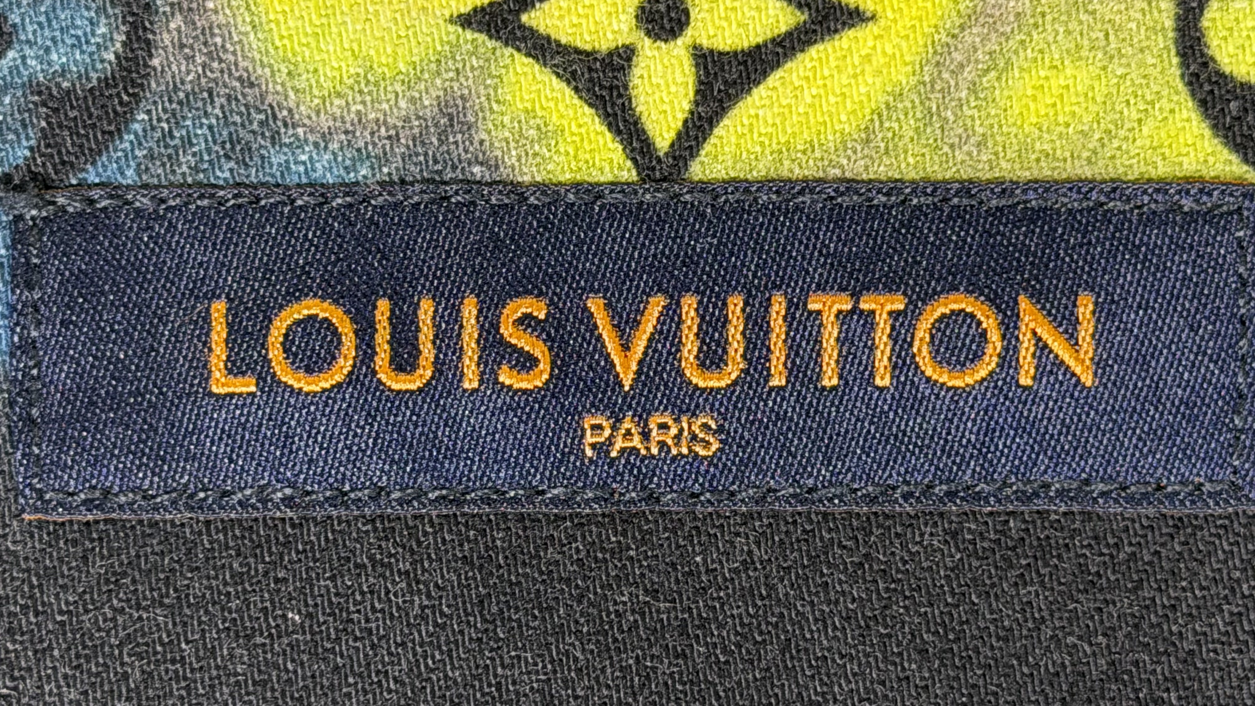 Comment reconnaître un faux Louis Vuitton : vrai vs fake en photos